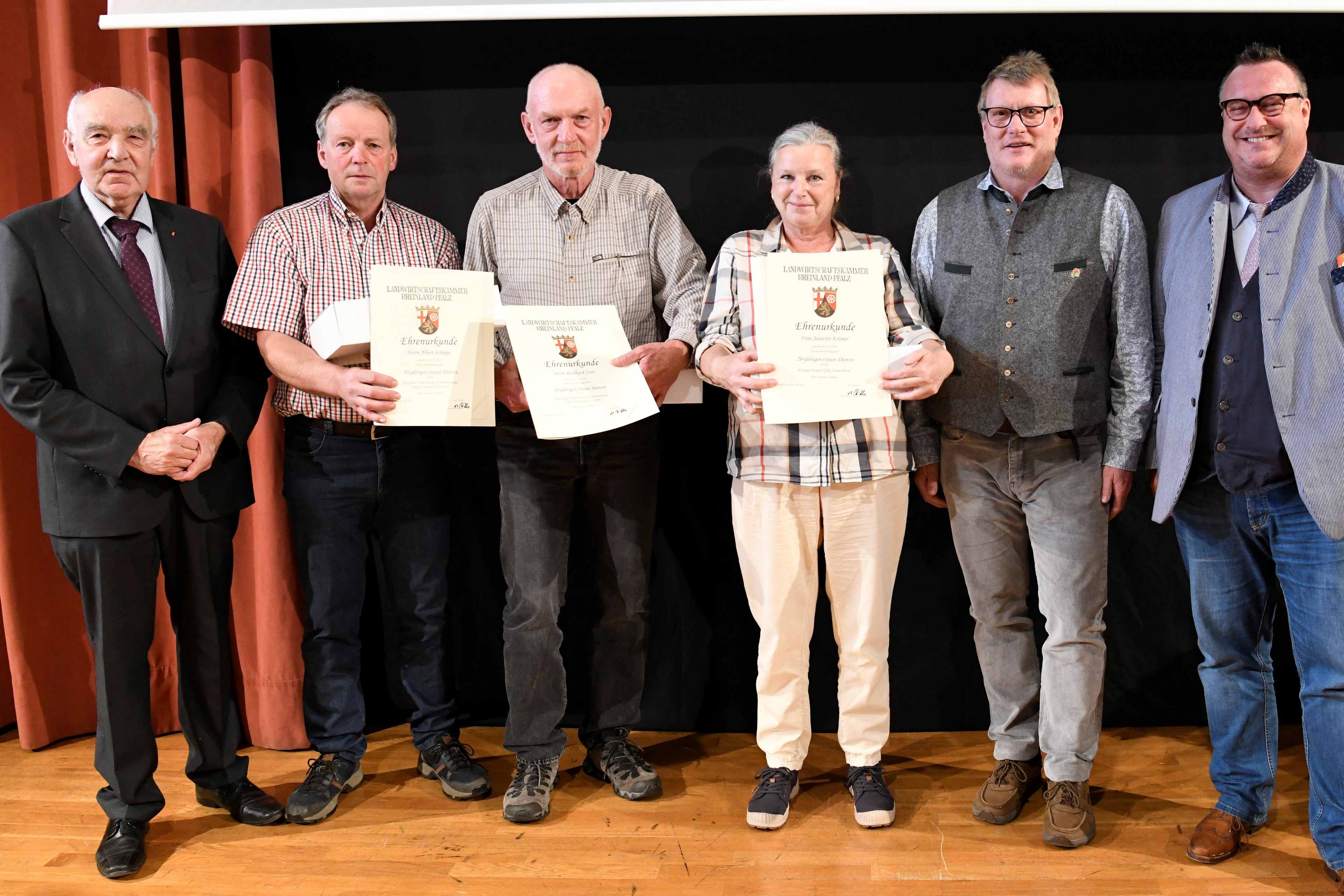 Arbeitnehmerehrung auf der Bühne